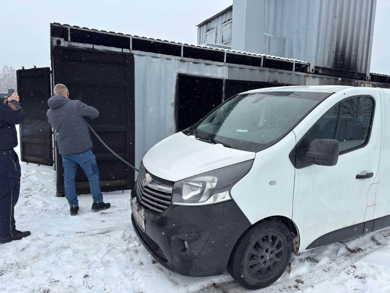 Ukázka odstranění sazí na ohňovém polygonu v Raspenavě
